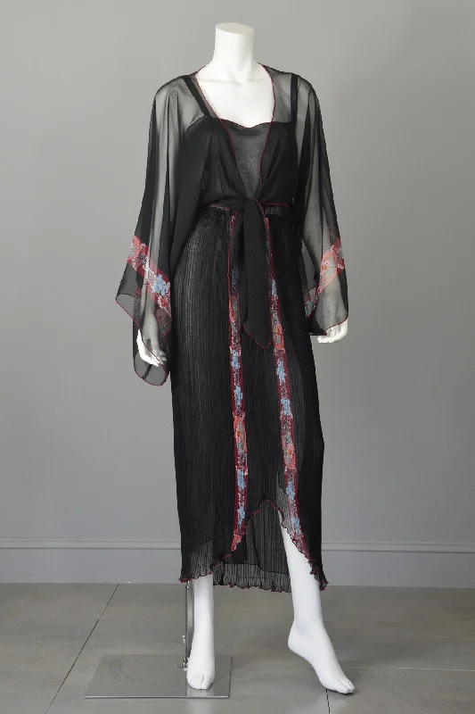 Versatile Wardrobe Essentials Sheer Black Accordion Pleats Dress Capelet